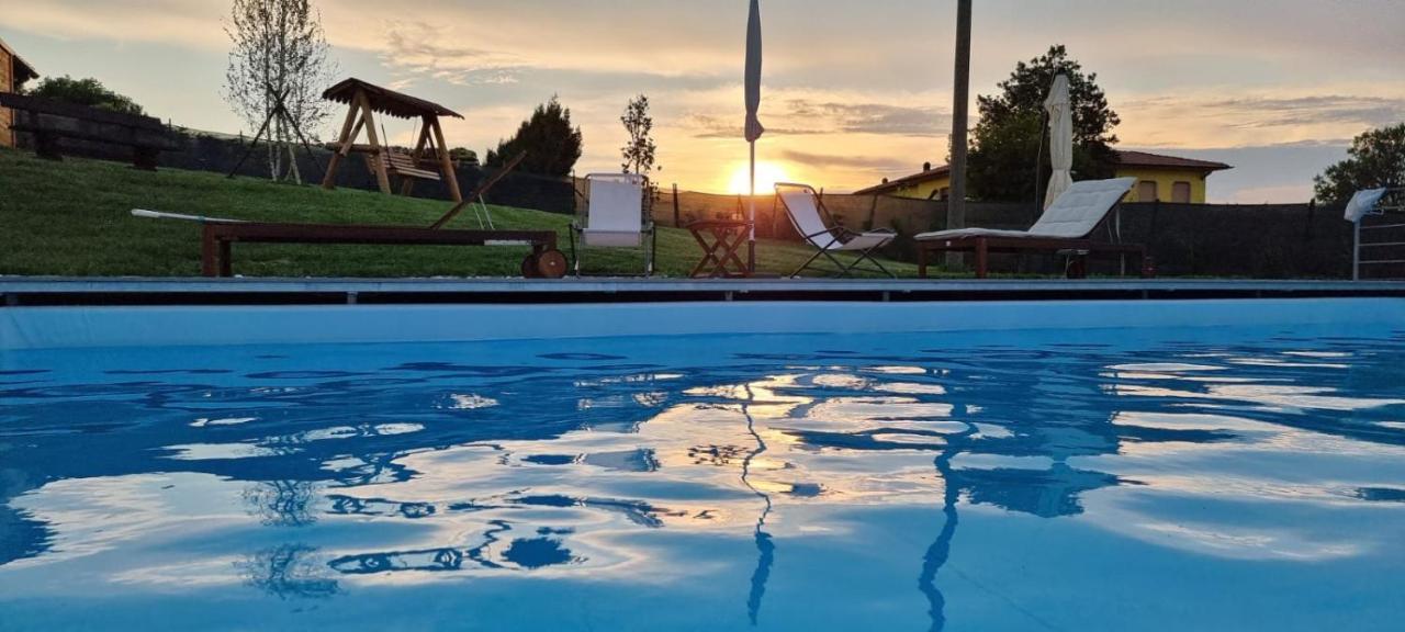 Casa Vacanza Con Piscina,Area Giochi Bambini. Santa Maria della Versa Exteriör bild