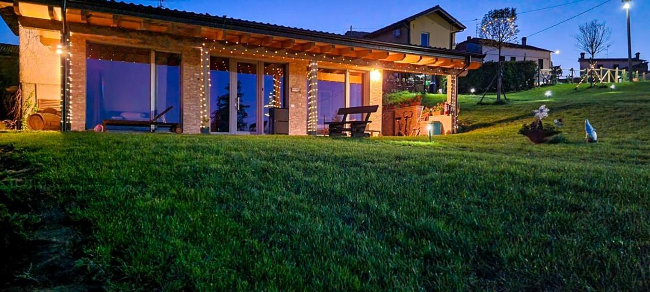 Casa Vacanza Con Piscina,Area Giochi Bambini. Santa Maria della Versa Exteriör bild