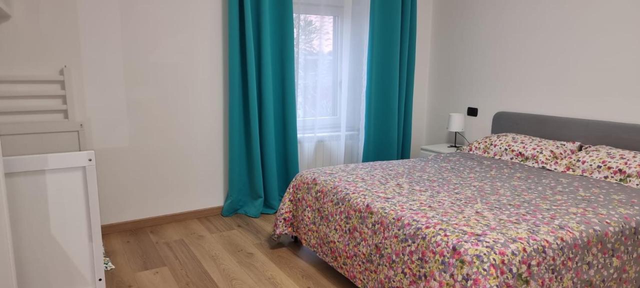 Casa Vacanza Con Piscina,Area Giochi Bambini. Santa Maria della Versa Exteriör bild